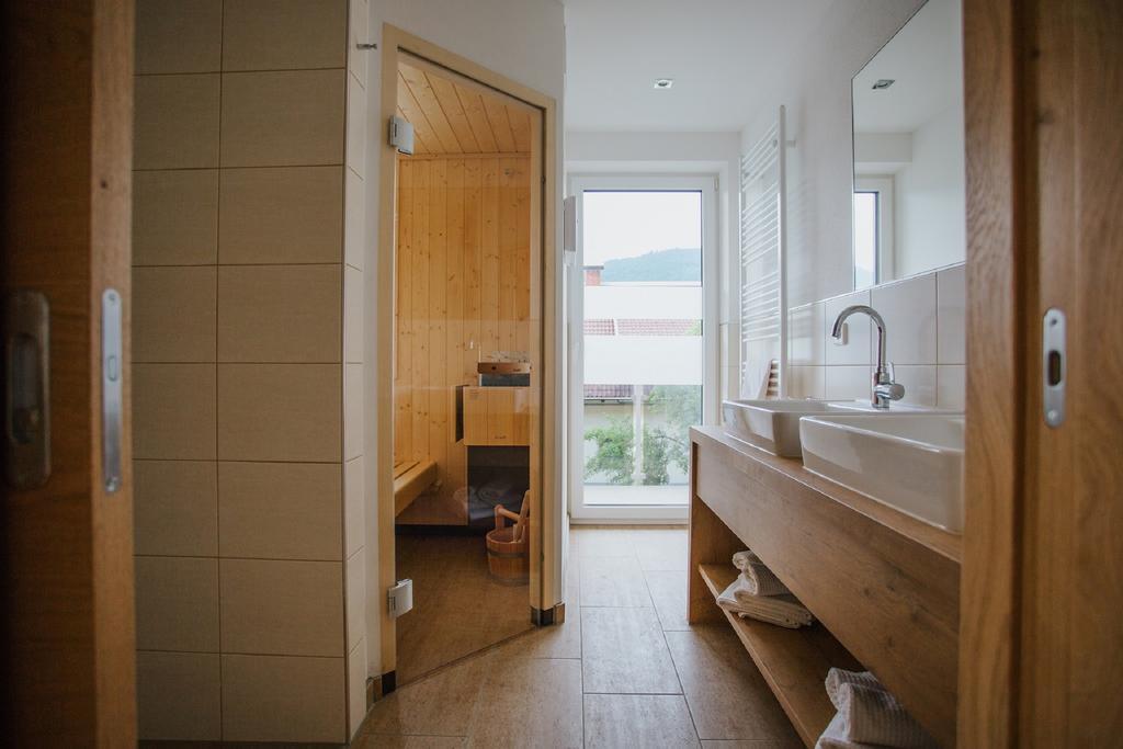 Apartmenthaus Strasswirt De Luxe Tröpolach Buitenkant foto