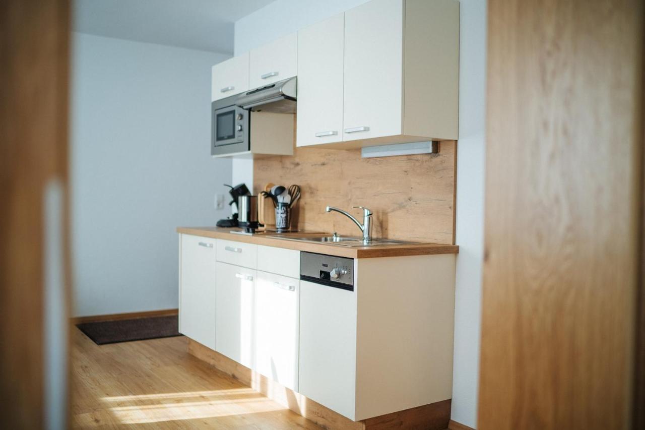 Apartmenthaus Strasswirt De Luxe Tröpolach Buitenkant foto