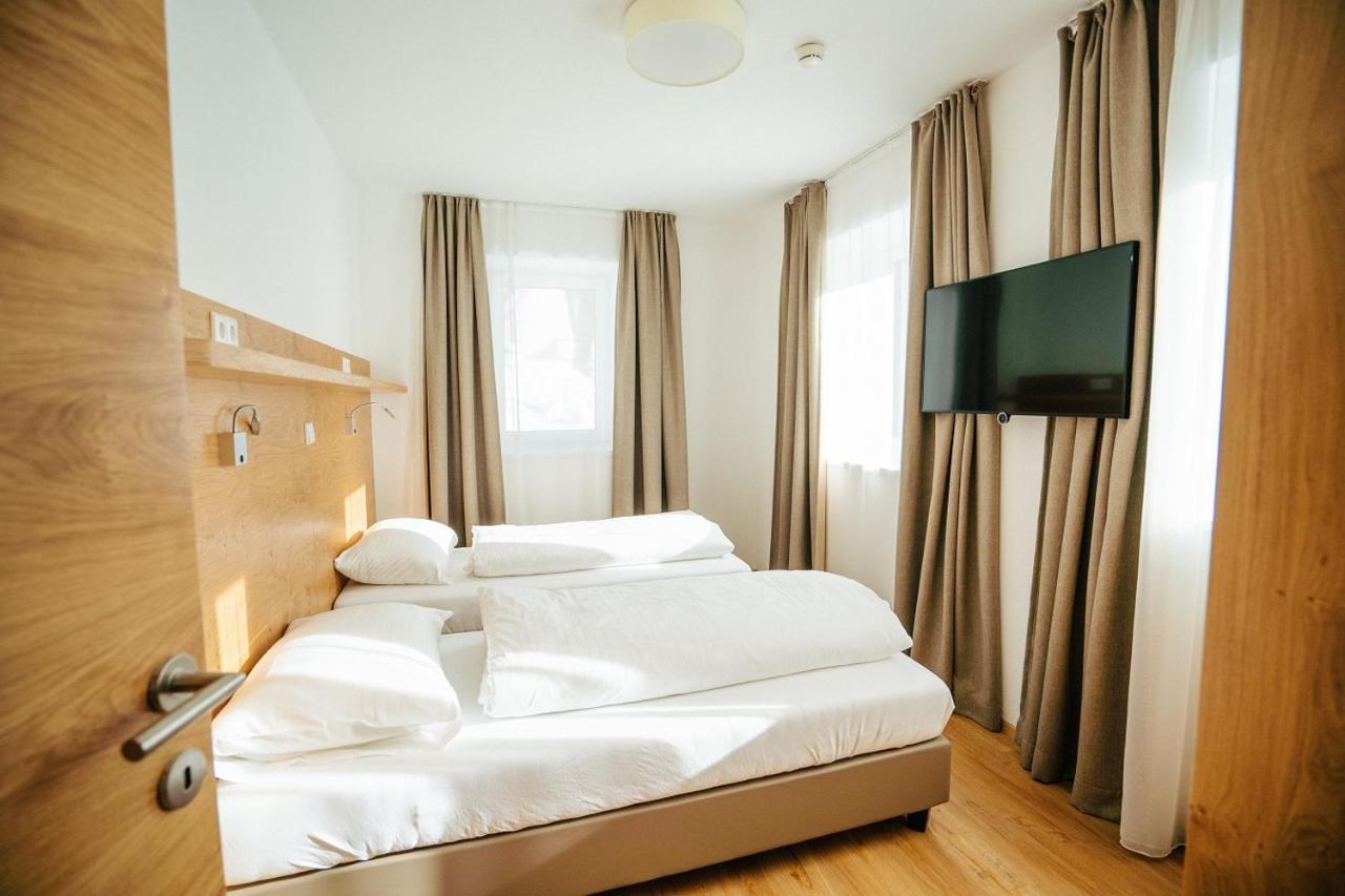 Apartmenthaus Strasswirt De Luxe Tröpolach Buitenkant foto