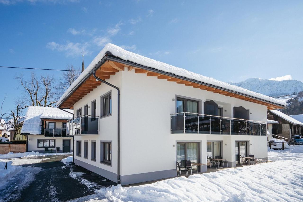 Apartmenthaus Strasswirt De Luxe Tröpolach Buitenkant foto